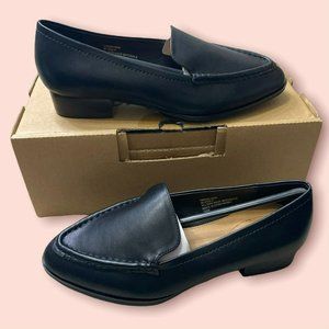 Comfortview Anne Loader Flats Size 7WW NWT